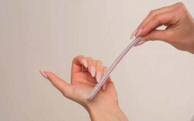 Tips for Maintaining Your Manicure Between Salon Visits